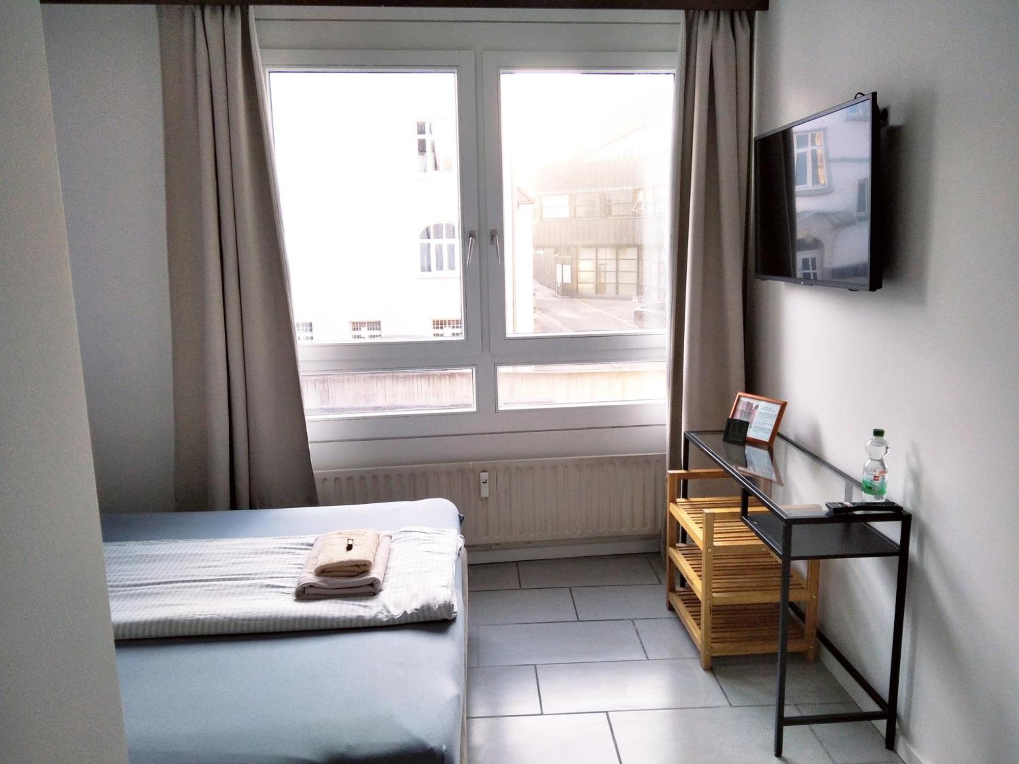 רויטלינגן Sroom 118 And 119 In Center מראה חיצוני תמונה