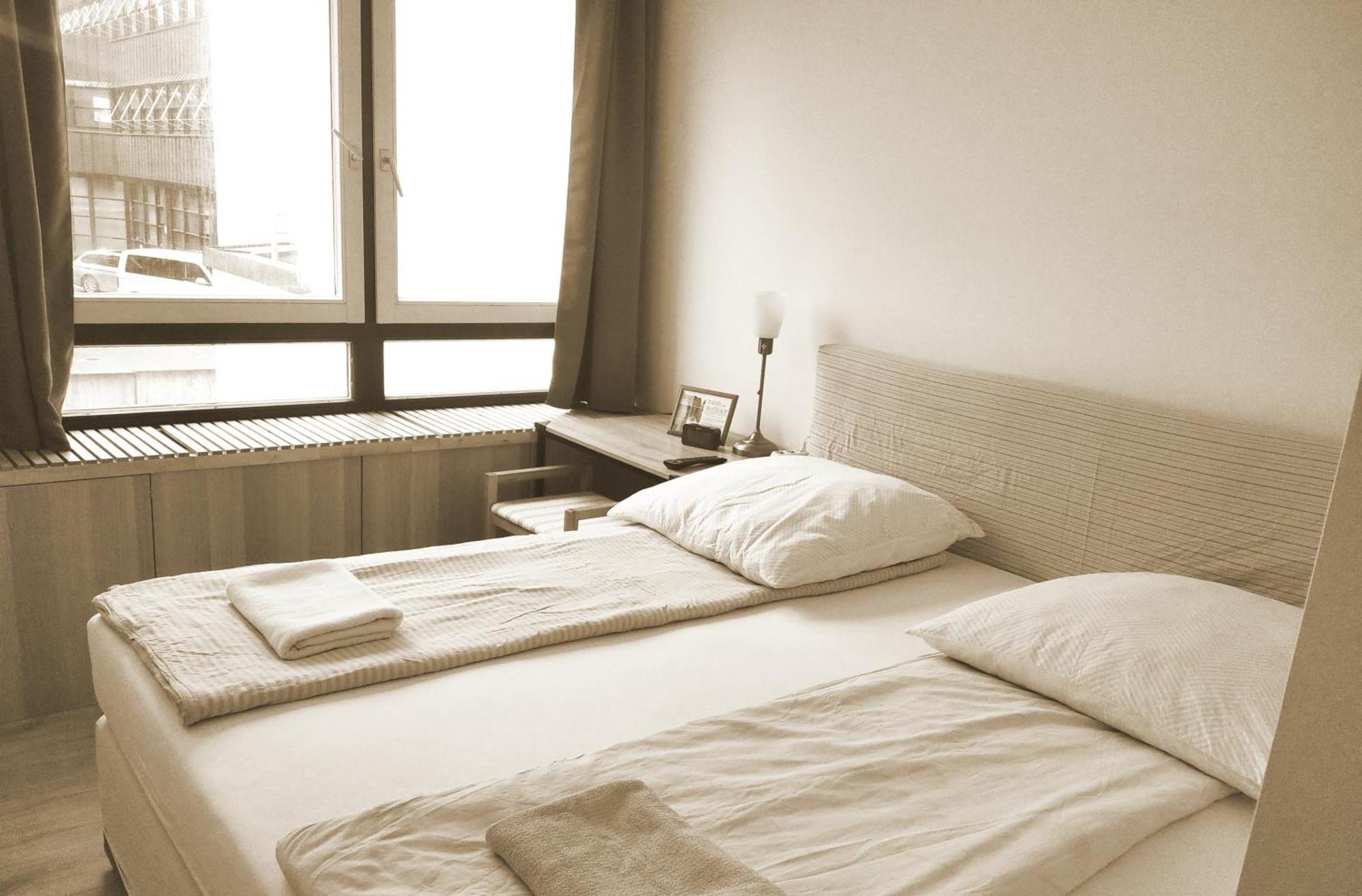רויטלינגן Sroom 118 And 119 In Center מראה חיצוני תמונה